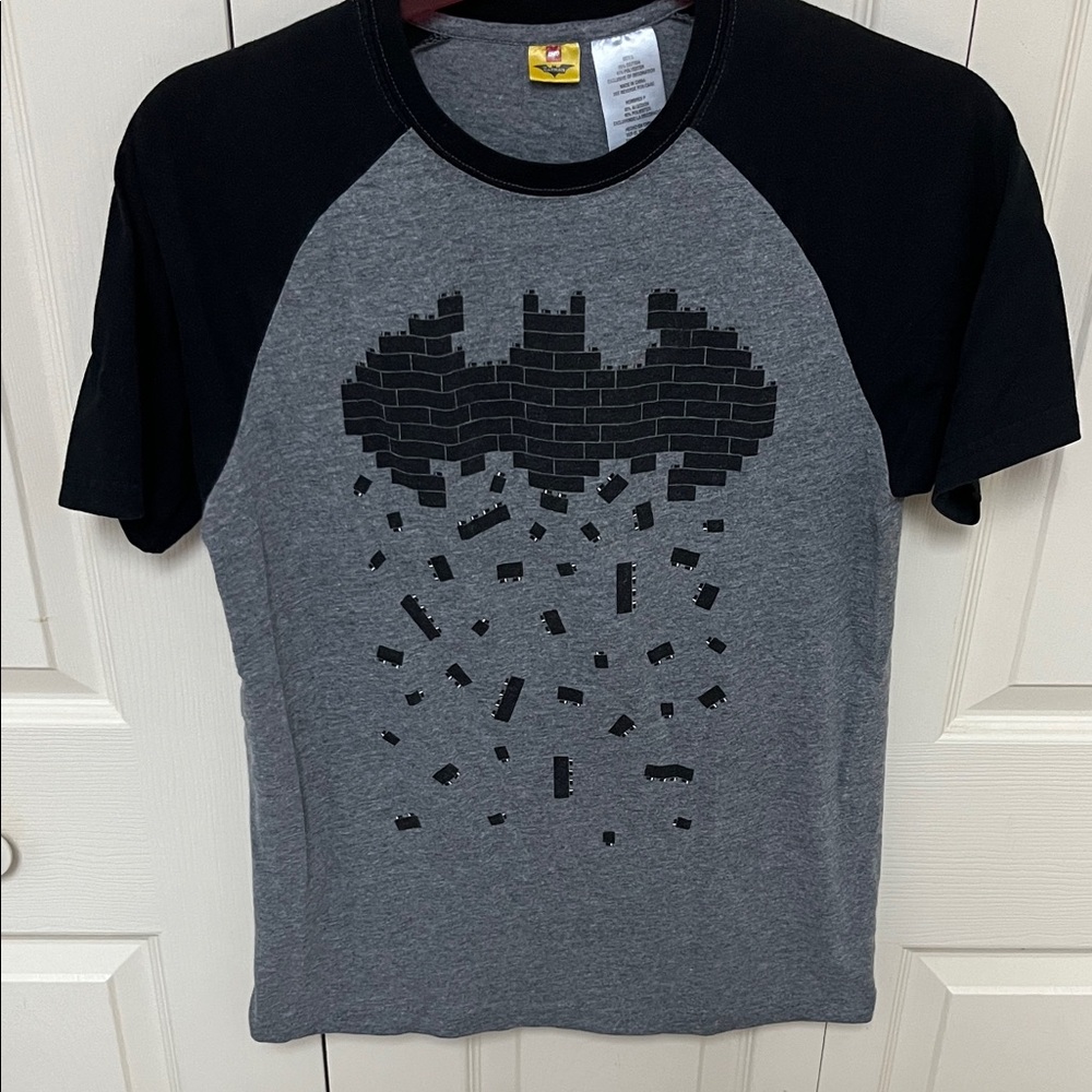 Men’s S Lego Batman tee, excellent preowned condition